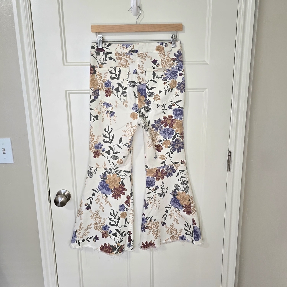 FREE PEOPLE We The‎ Free Crop Youthquake Print Flare Jeans Women's 28 Floral - Picture 5 of 13